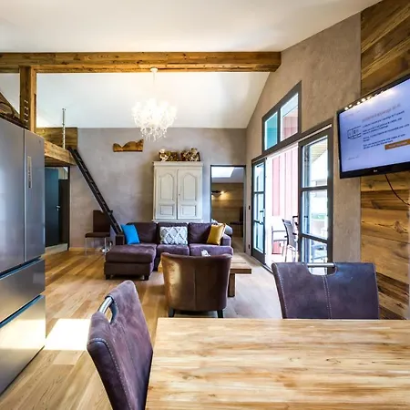 Apartment Romane